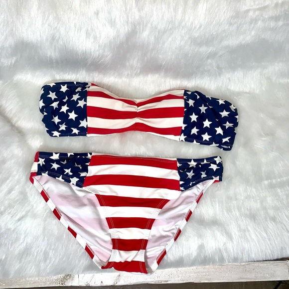 Catalina American Flag Bikini - Picture 1 of 6
